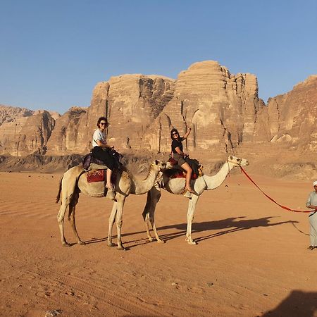 Hotel Bedouin Family Camp Wadi Rum Exterior foto