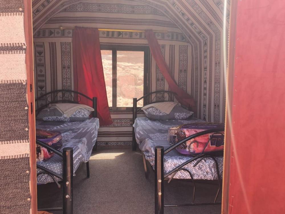 Hotel Bedouin Family Camp Wadi Rum Exterior foto