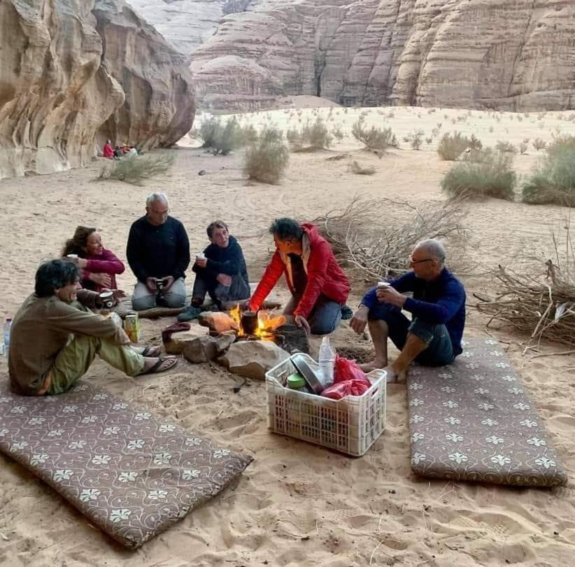 Hotel Bedouin Family Camp Wadi Rum Exterior foto